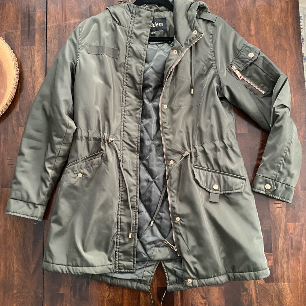 Olive Green Utility Jacket with Hood - Picture 4 of 6